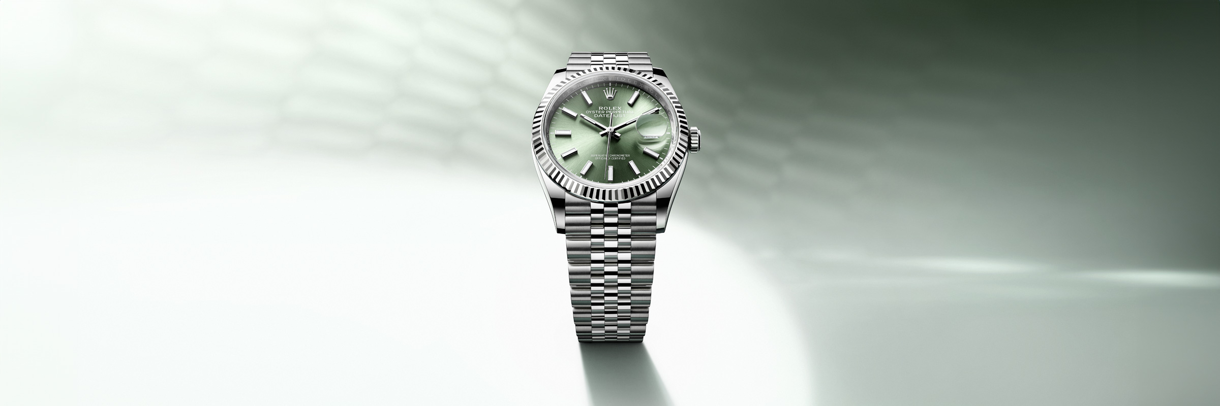 화이트 롤레조 – 오이스터스틸과 화이트 골드의 조합 소재의 롤렉스 DATEJUST, M126334-0006 - 그리니치